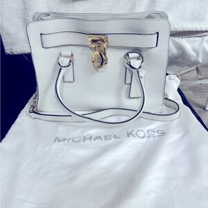 Michael Kors Hamilton, large Saffiano leather shoulder bag